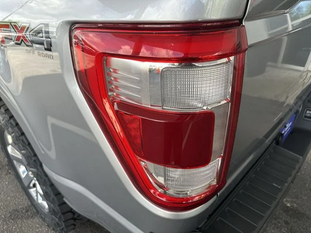Used 2023 Silver Ford Lariat image 25