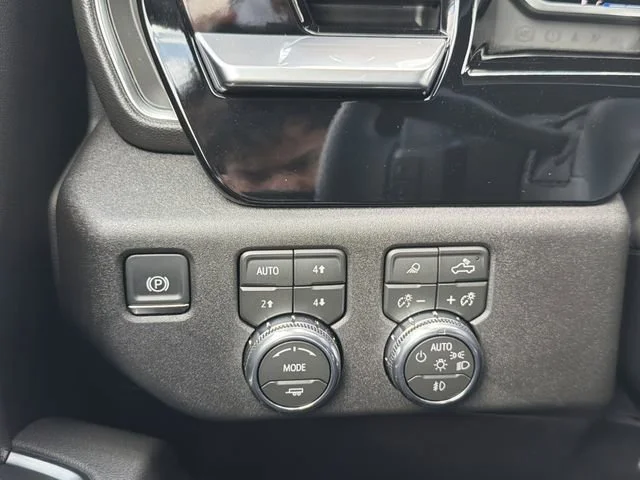 New 2026 Downpour Metallic GMC Elevation image 28