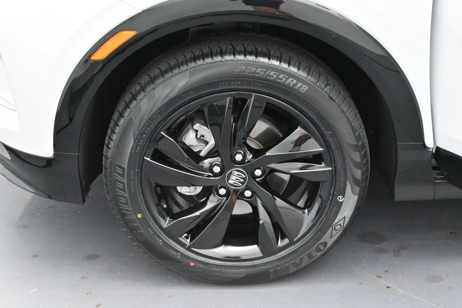 Used 2024  Buick Sport Touring image 31