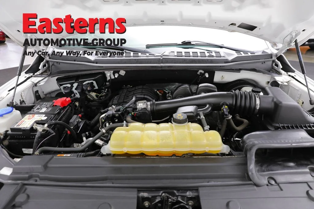Used 2019 White Ford XL image 7