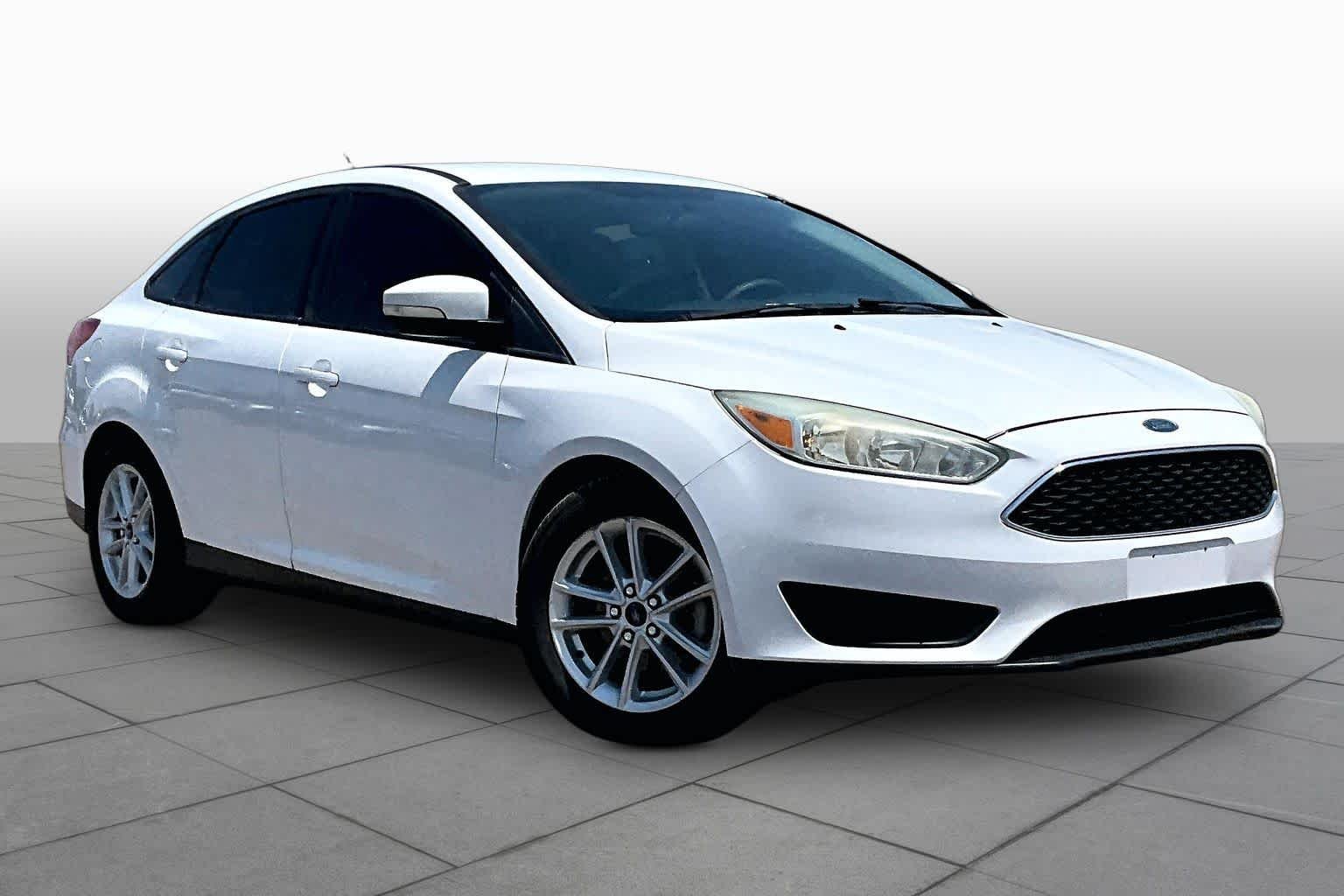 Pre-Owned 2015 Ford Focus SE