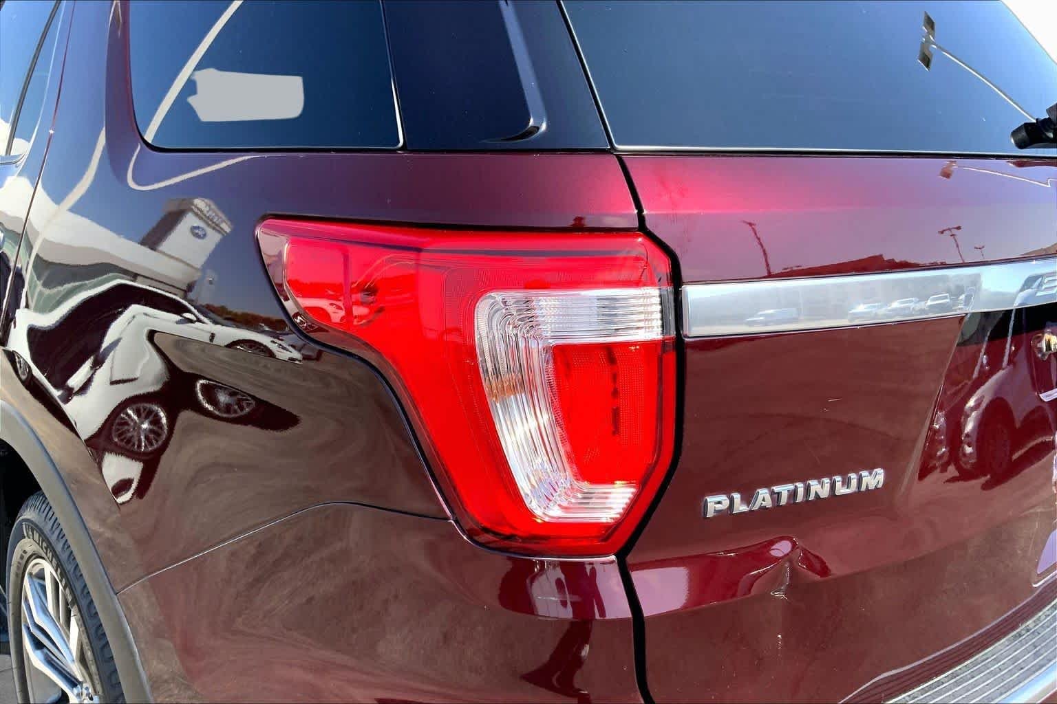 Used 2018 Burgundy Velvet Metallic Tinted Clearcoat Ford Platinum image 26