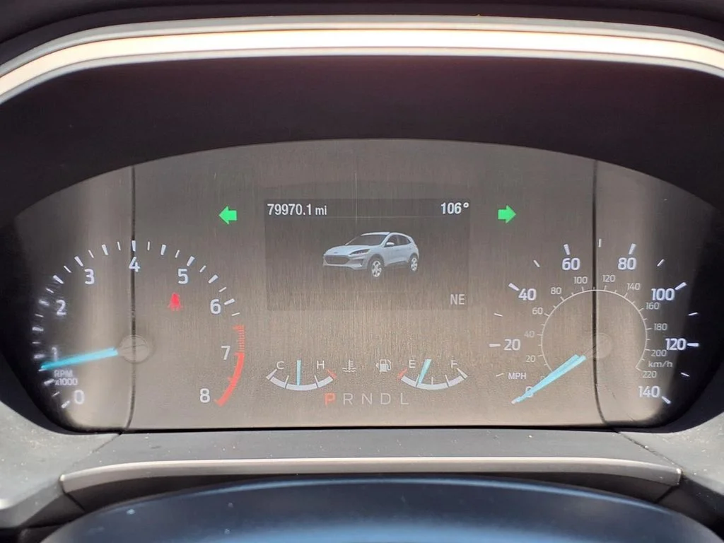 Used 2022 Silver Ford SEL image 22