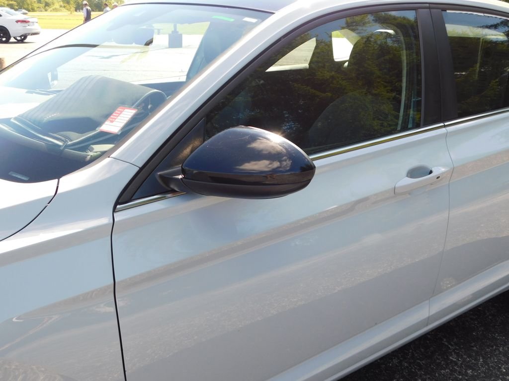 Used 2025 Monterey Blue Volkswagen 1.5T SE image 11