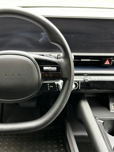 2025 Hyundai IONIQ 6 SE - Photo 28