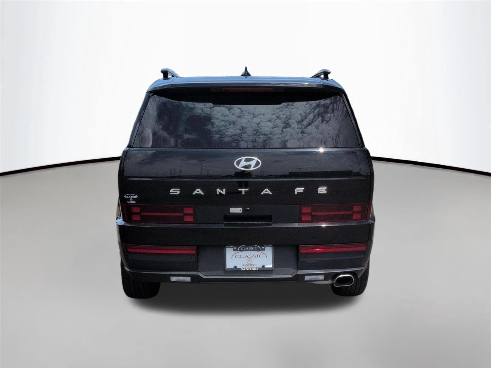 Used 2026 Phantom Black Hyundai SEL image 4