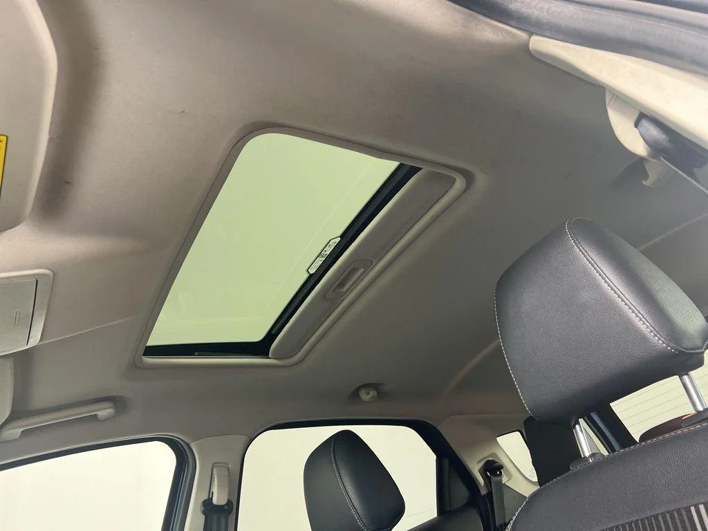 Used 2021 Blue Metallic Ford SES image 19