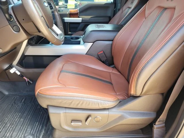 Used 2020  Ford King Ranch image 29