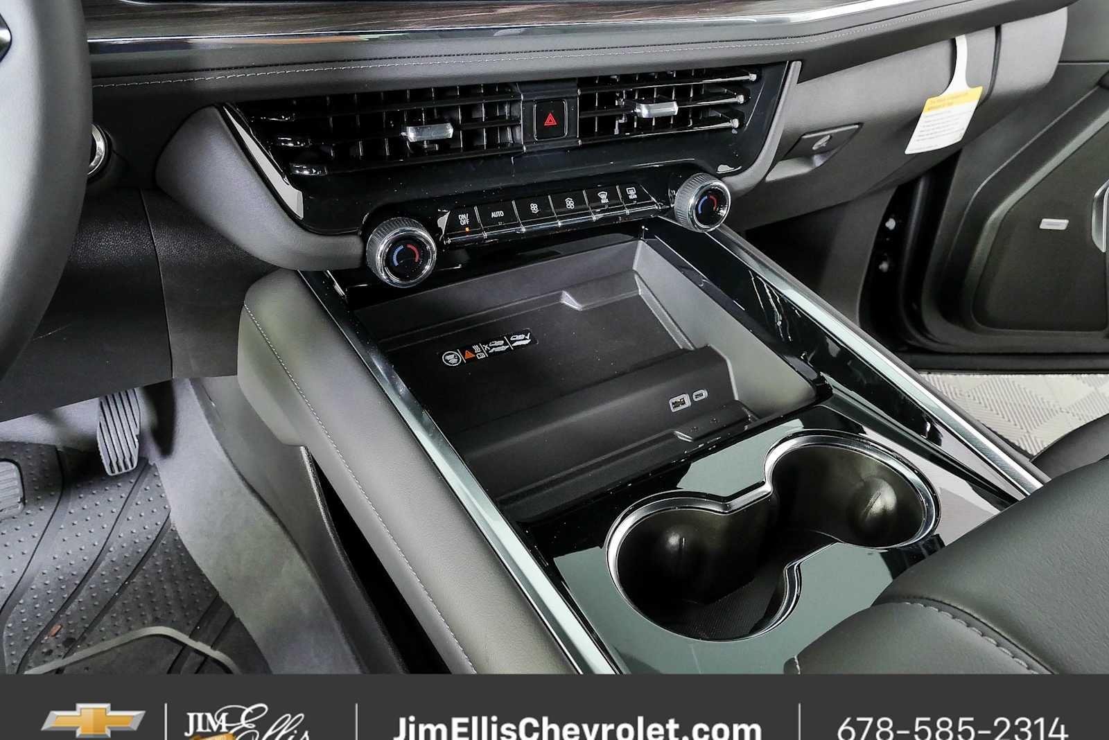 2026 Chevrolet Tahoe LT - Photo 18