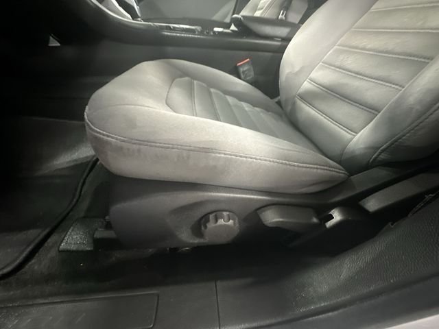 Used 2015 White Ford S image 18