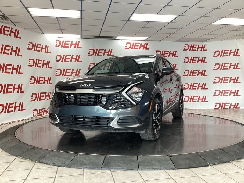 Used 2023 Gray Kia EX image 3