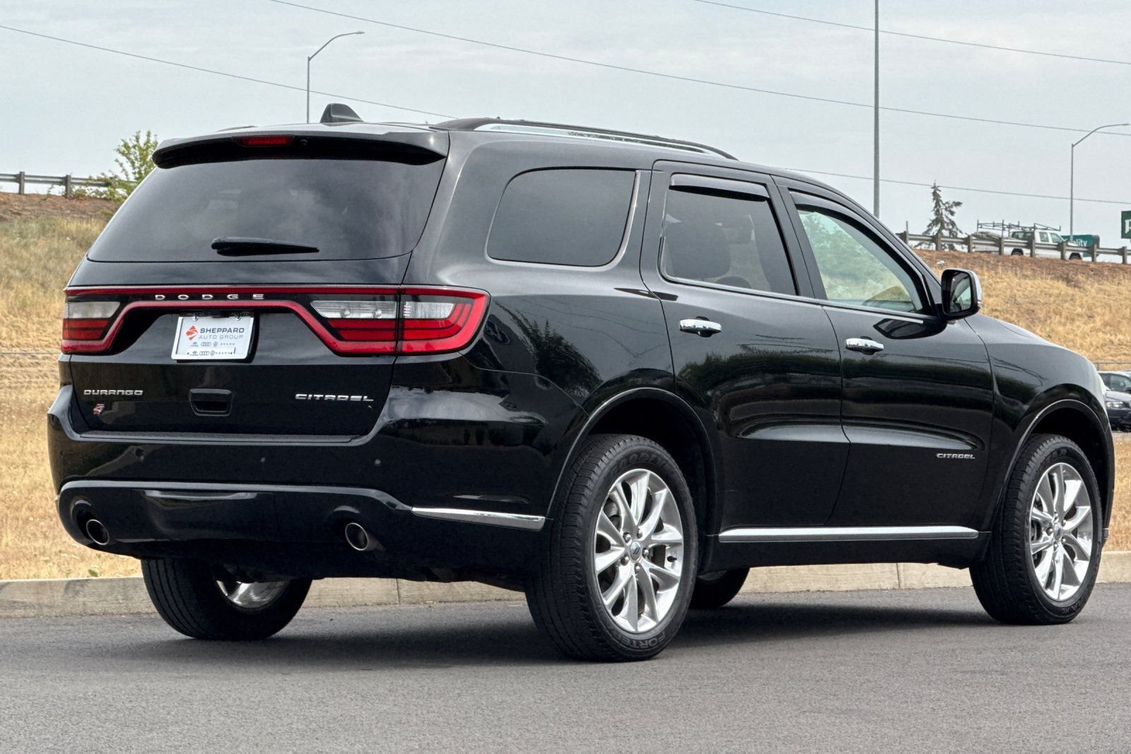 Used 2020 Black Dodge Citadel image 3