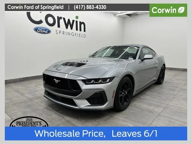 2024 Ford Mustang GT Fastback's photo