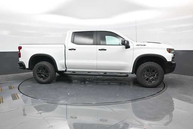 New 2026 Summit White Chevrolet ZR2 image 8