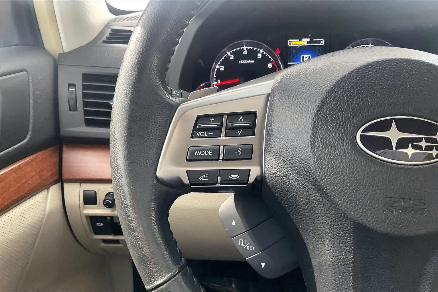 Used 2014 Twilight Blue Metallic Subaru 2.5i Limited image 24