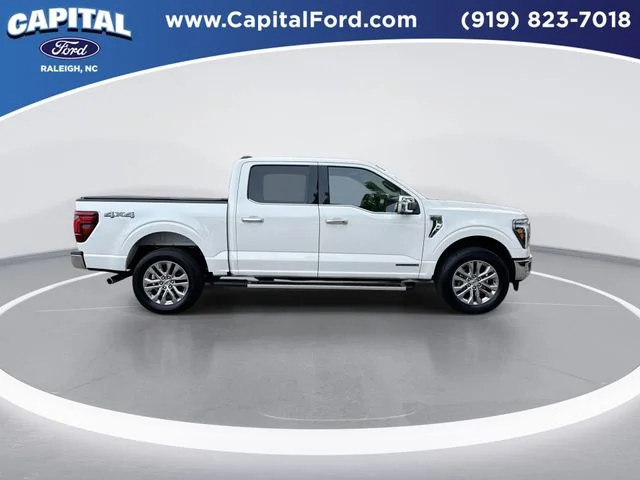 Used 2024 White Ford Lariat image 9