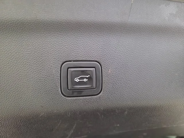 Used 2023 STERLING GRAY METALLIC Chevrolet Z71 image 16