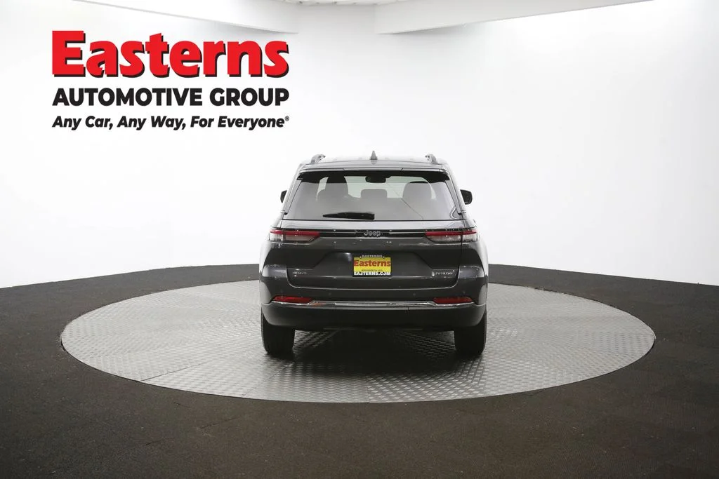 Used 2023 Gray Jeep Laredo image 37