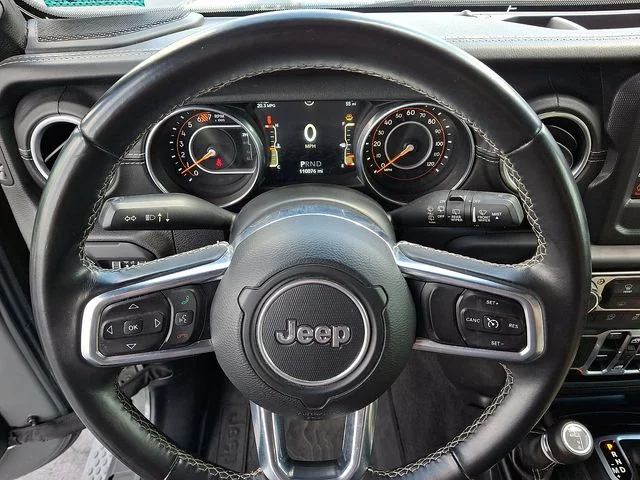 Used 2018 Gray Jeep Unlimited Sahara image 19
