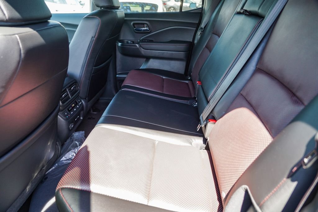 2026 Honda Ridgeline Black Edition - Photo 22
