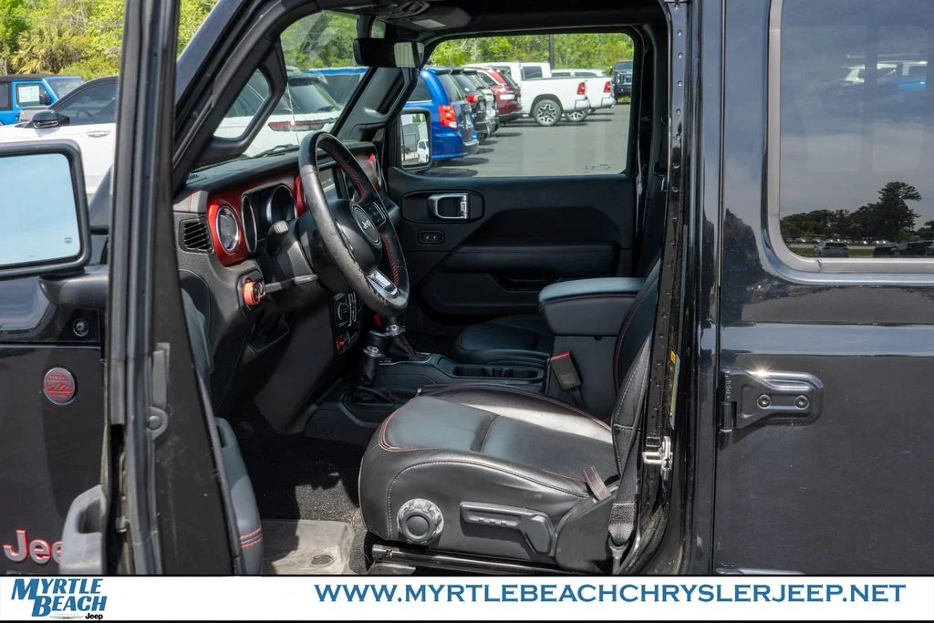 Certified Used 2023 Black Clearcoat Jeep Rubicon image 17