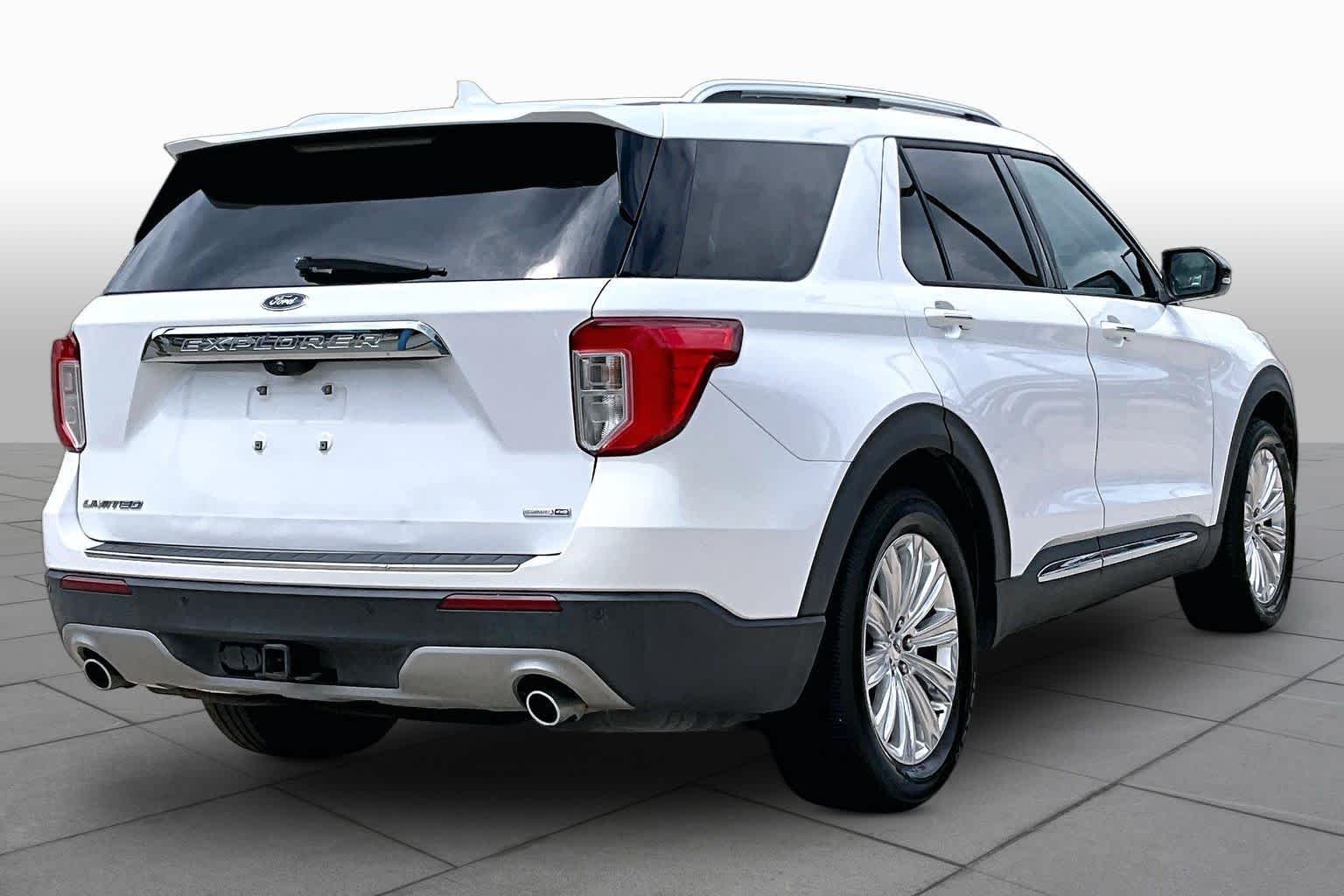 Used 2020 Oxford White Ford Limited image 13