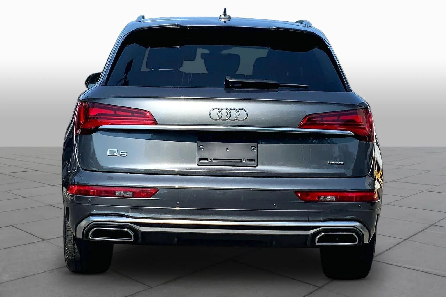 Used 2023 Daytona Gray Pearl Effect Audi S line Premium Plus image 5