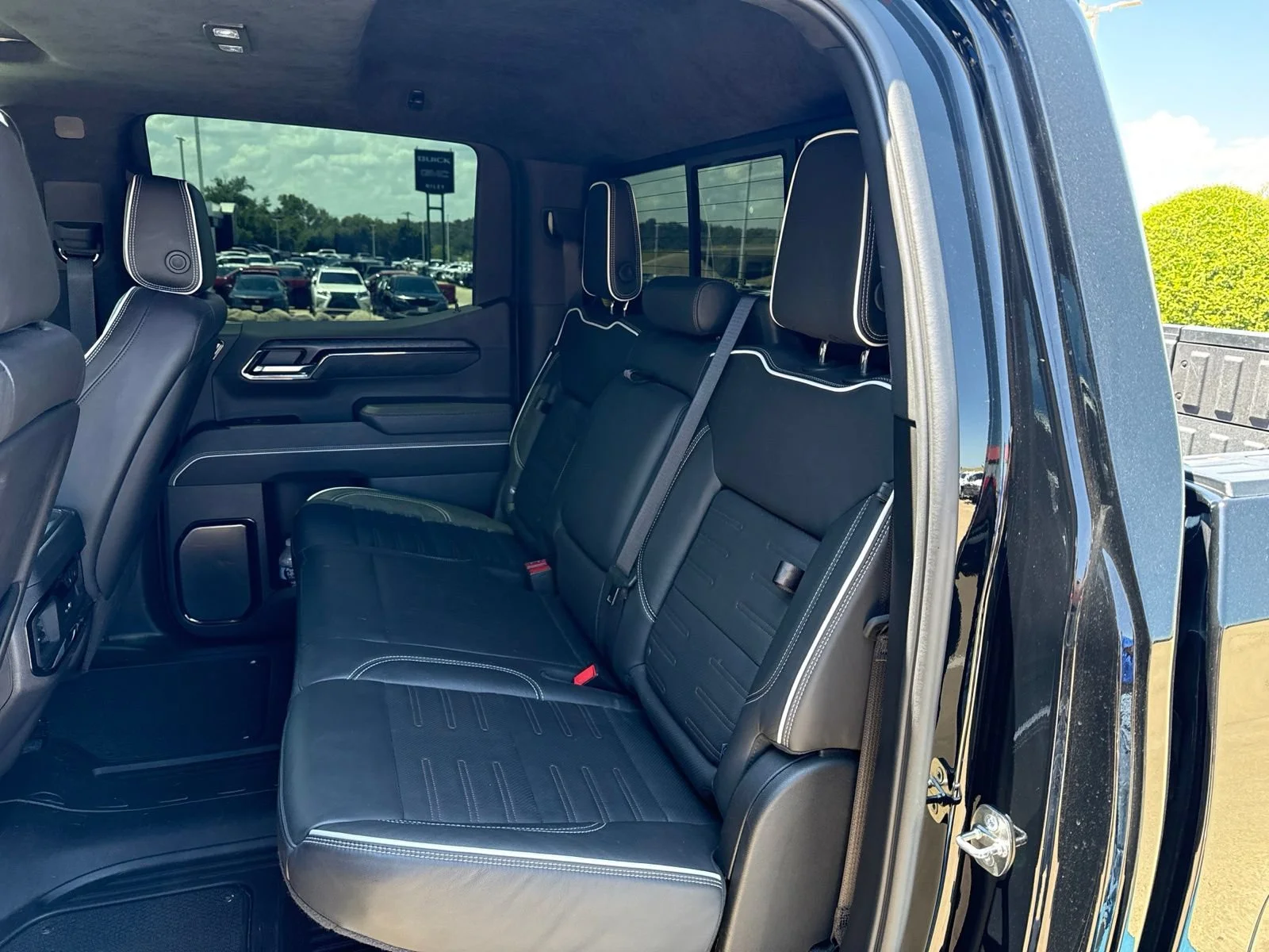 Used 2024 Onyx Black GMC AT4X image 16
