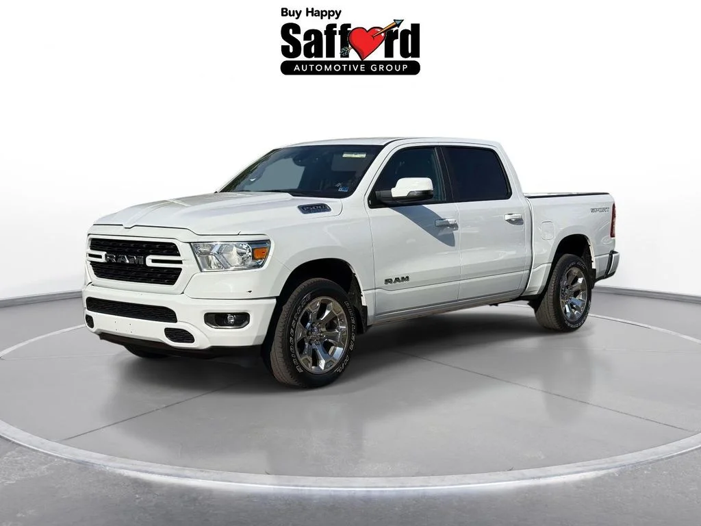 2023 RAM 1500 Big Horn/Lone Star 4x4 Crew Cab 5'7's photo