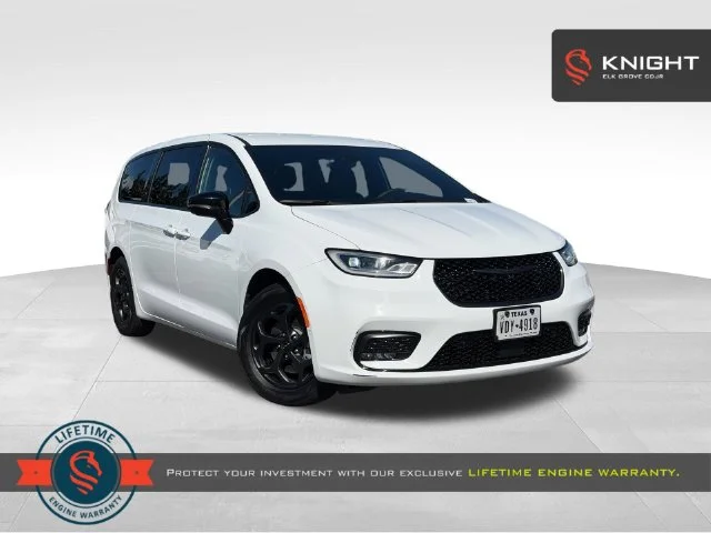Used 2024 White Chrysler Select S Appearance image 1