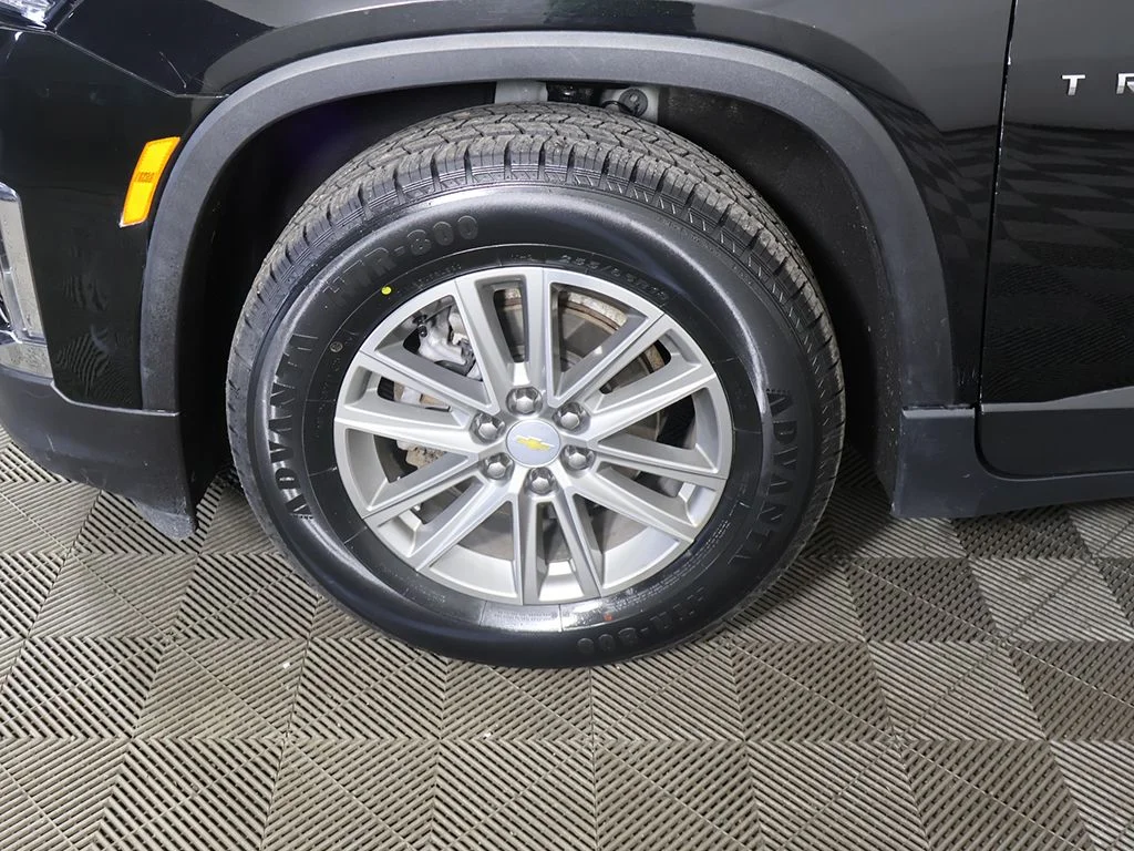 Used 2023 Black Chevrolet LT image 18