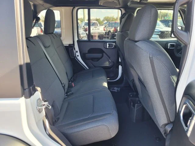 New 2026 Bright White Clear-Coat Exterior Paint Jeep Sport S image 18