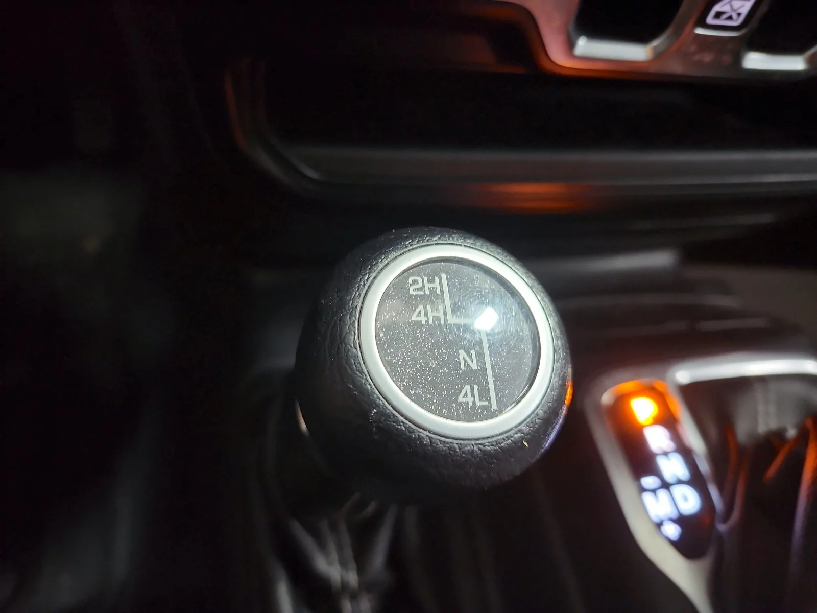 Used 2019 White Jeep Unlimited Sahara image 17