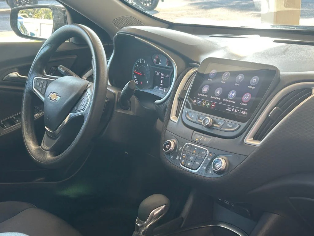 Used 2025 Black Chevrolet LT image 24