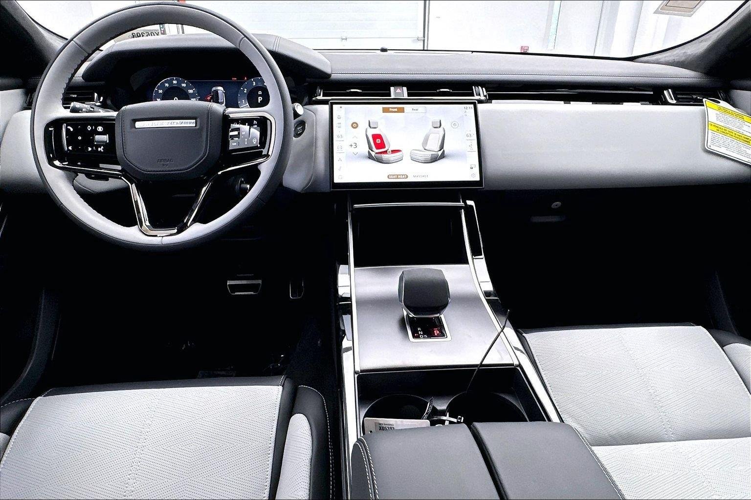New 2026 Santorini Black Metallic Land Rover Autobiography image 9
