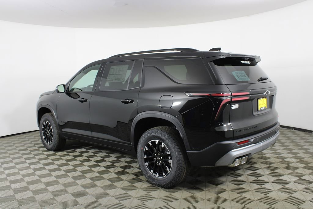 New 2026 Mosaic Black Metallic Chevrolet Z71 image 4