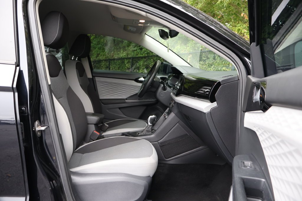 2024 Volkswagen Taos S - Photo 37