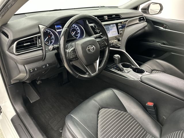 Used 2019 White Toyota SE image 7