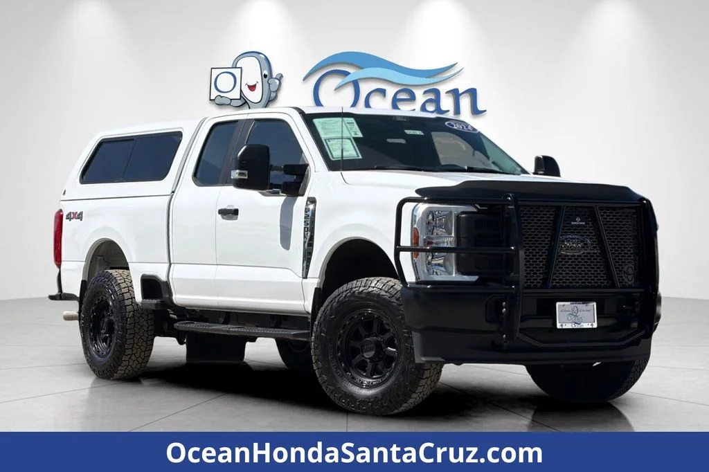 2024 Ford F-250 XL 4x4 SuperCab 8' Box's photo