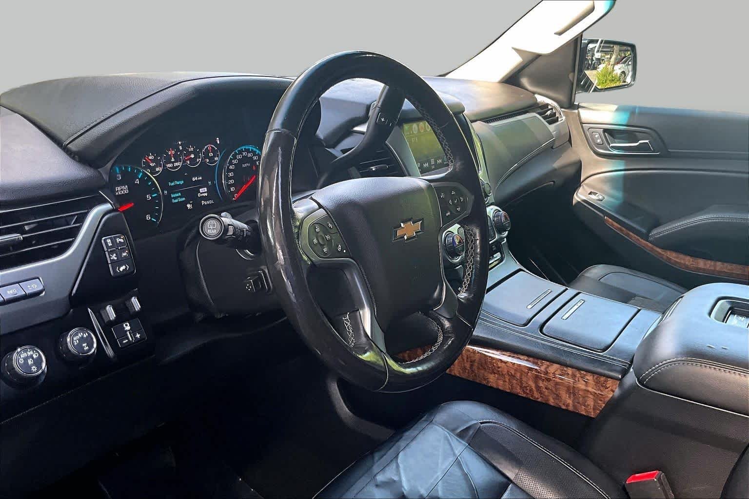 Used 2018 Satin Steel Metallic Chevrolet Premier image 17