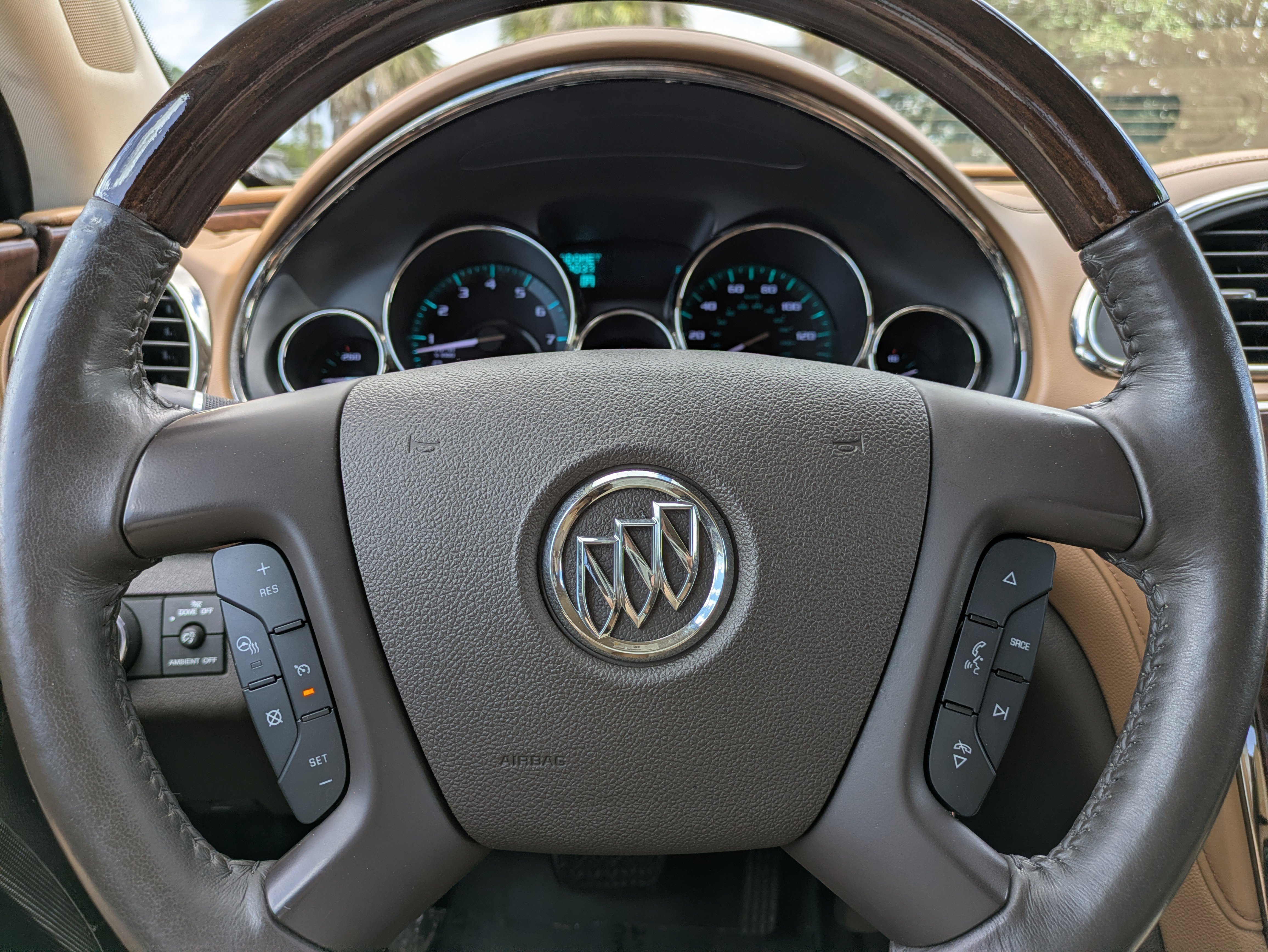 2015 Buick Enclave Leather - Photo 24