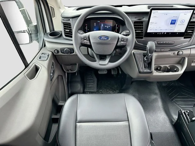 New 2026 Oxford White Ford Base image 15