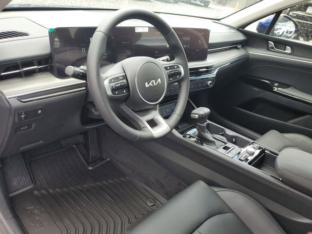 2025 Kia K5 EX - Photo 12