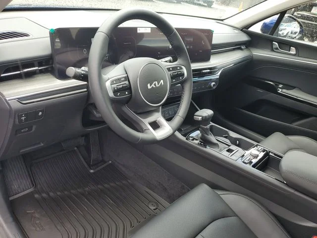 2025 Kia K5 EX - Photo 12