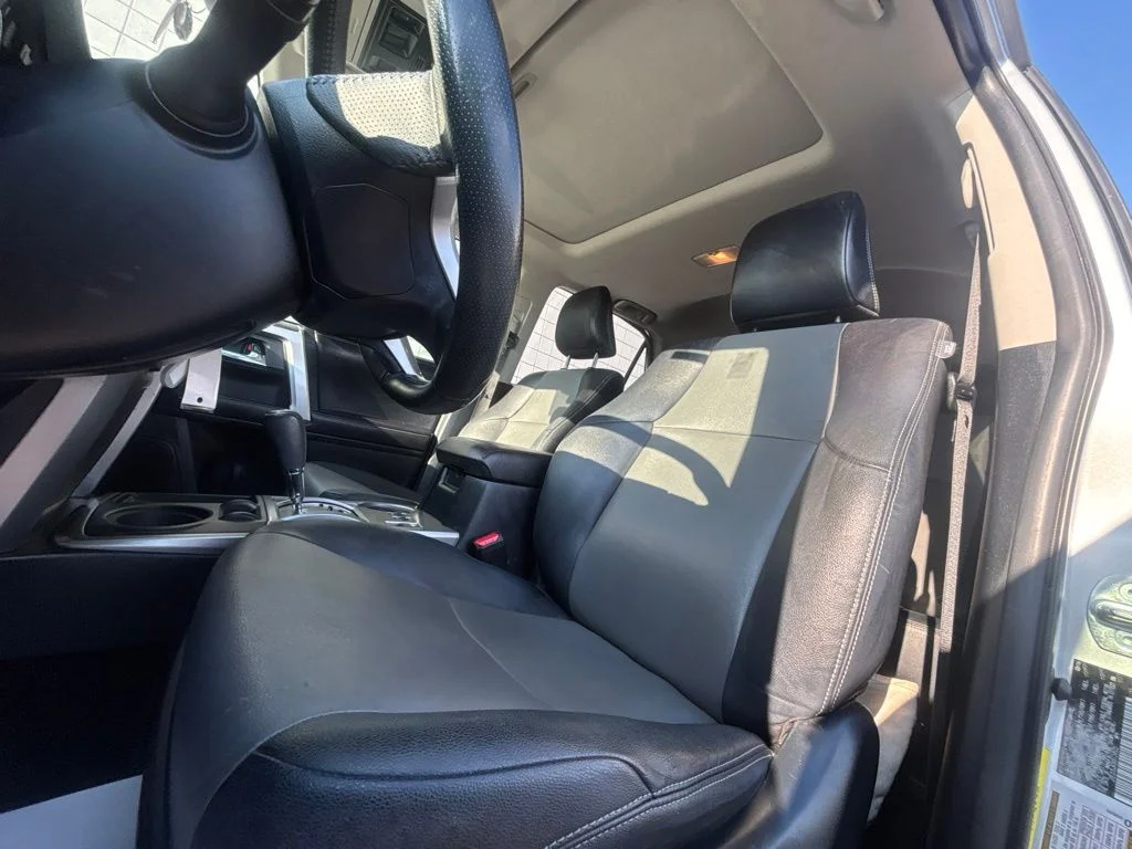 Used 2016 Silver Toyota SR5 Premium image 10