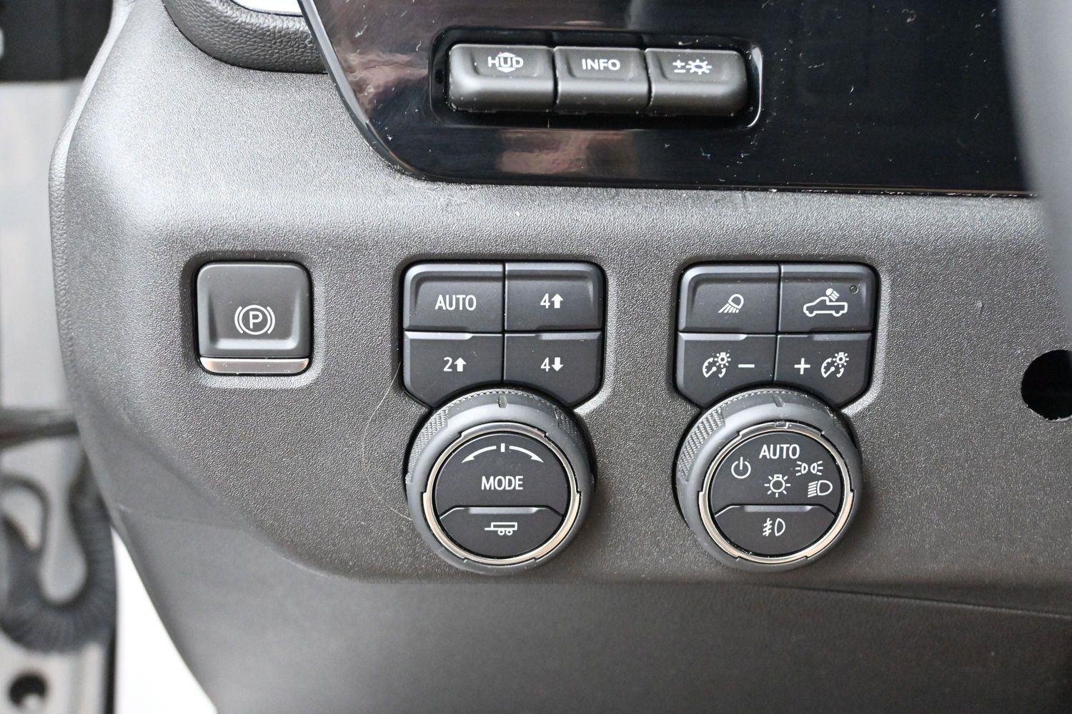 Used 2024 Iridescent Pearl Tricoat Chevrolet High Country image 31