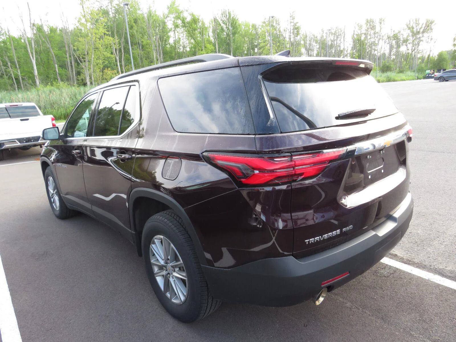 Used 2023 BLACK CHERRY METALLIC Chevrolet LT Cloth image 9