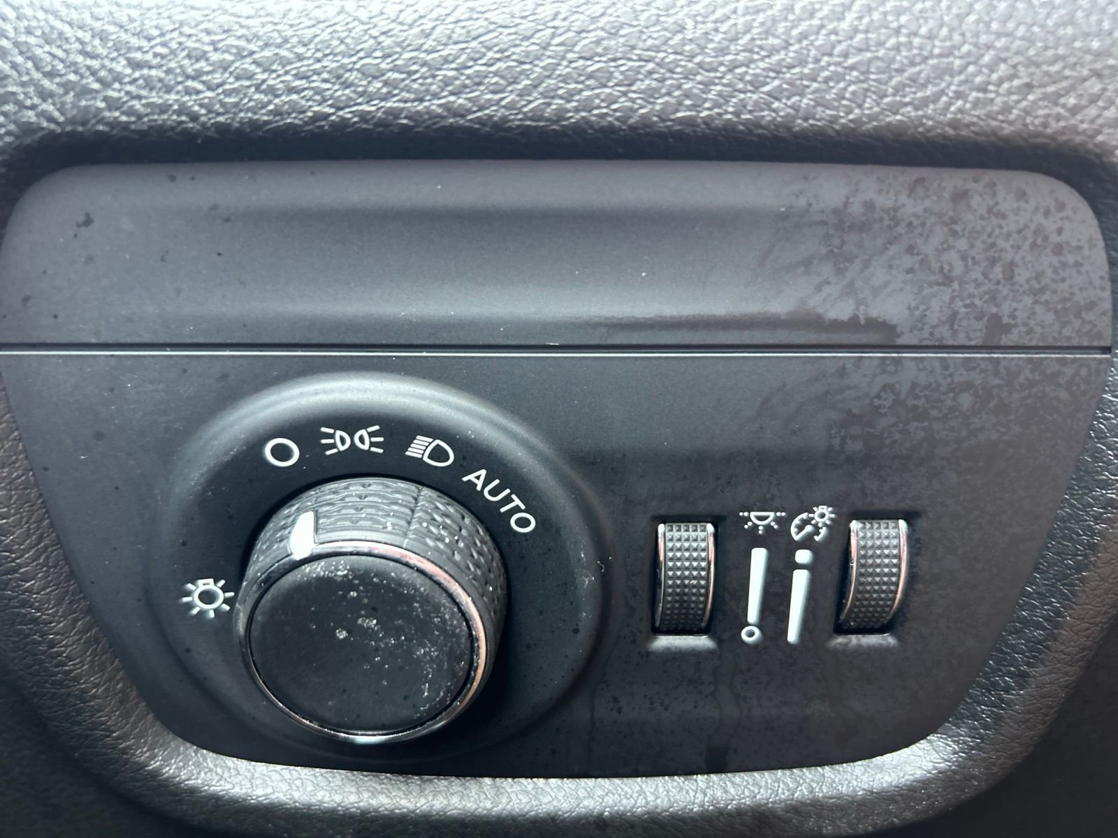 Certified Used 2023 Gray Jeep Altitude X image 25