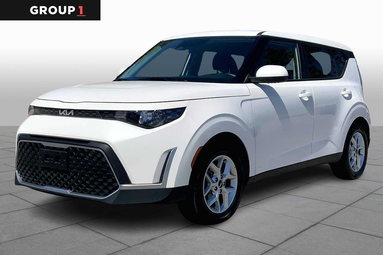 2025 Kia Soul 2.0L LX IVT's photo