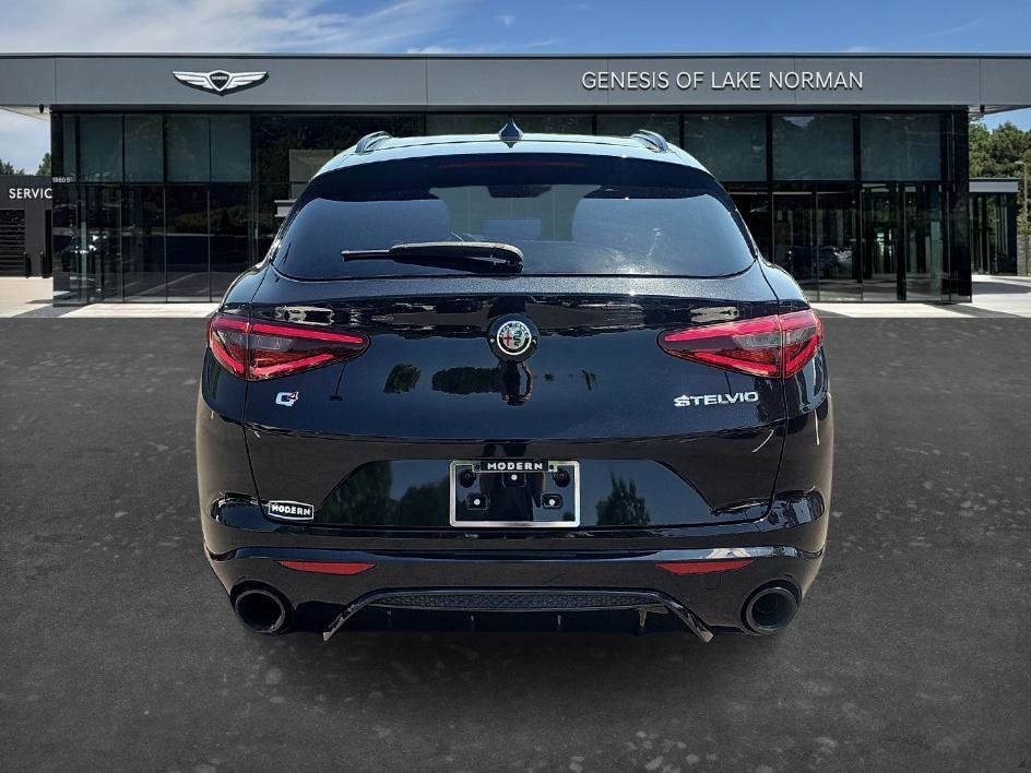 Used 2023 Vulcano Black Metallic Alfa Romeo Veloce image 8
